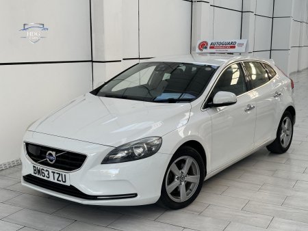 VOLVO V40 1.6 T4 SE Lux Nav Powershift Euro 5 (s/s) 5dr